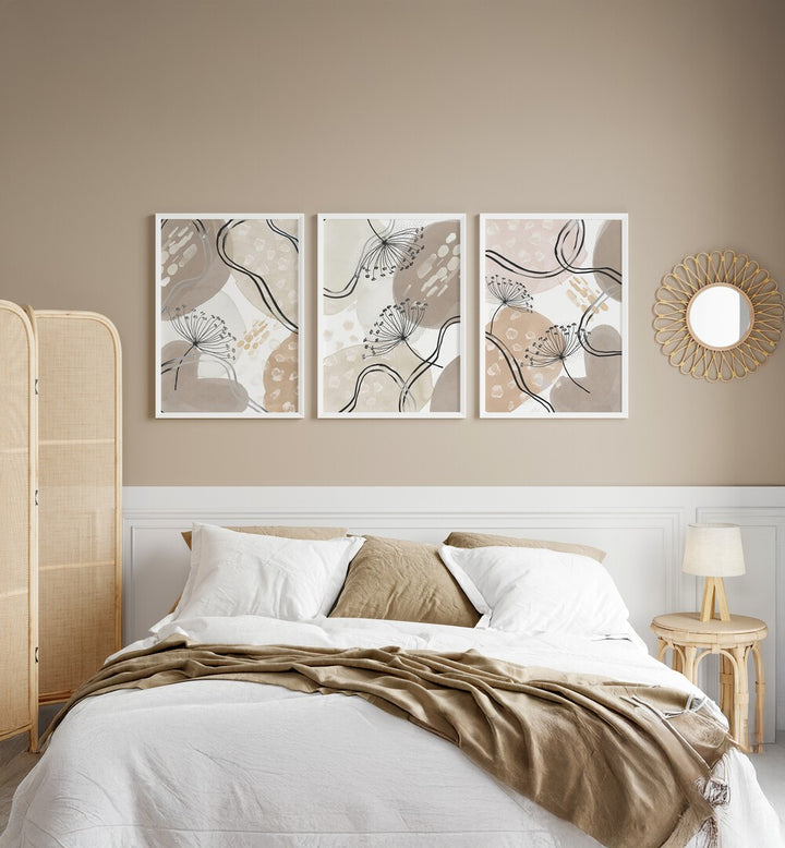 Enhance your decor with the BEIGE NEUTRALIS SET, SET OF 3 PAINTINGS, perfect for a modern living space.