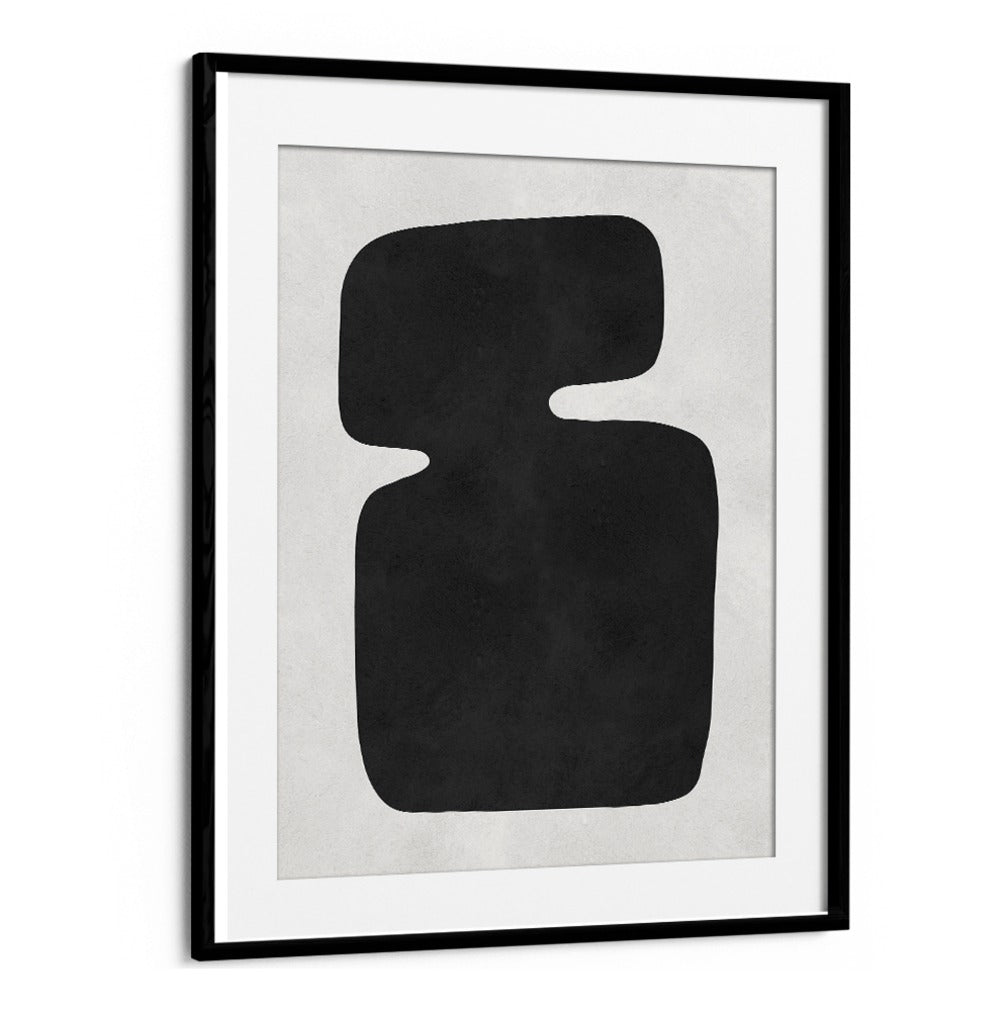 Stylish ORGANIC II, GEOMETRIC ART PRINTS featuring a bold black abstract design, perfect for modern home decor.