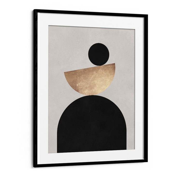 Modern LINES AND CIRCLES XXIII, GEOMETRIC ART PRINTS featuring elegant shapes and a gold accent for stylish decor.