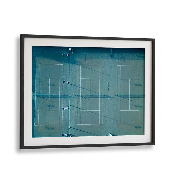 TENNIS COURT GEEN I , PHOTOGRAPHY PRINTS