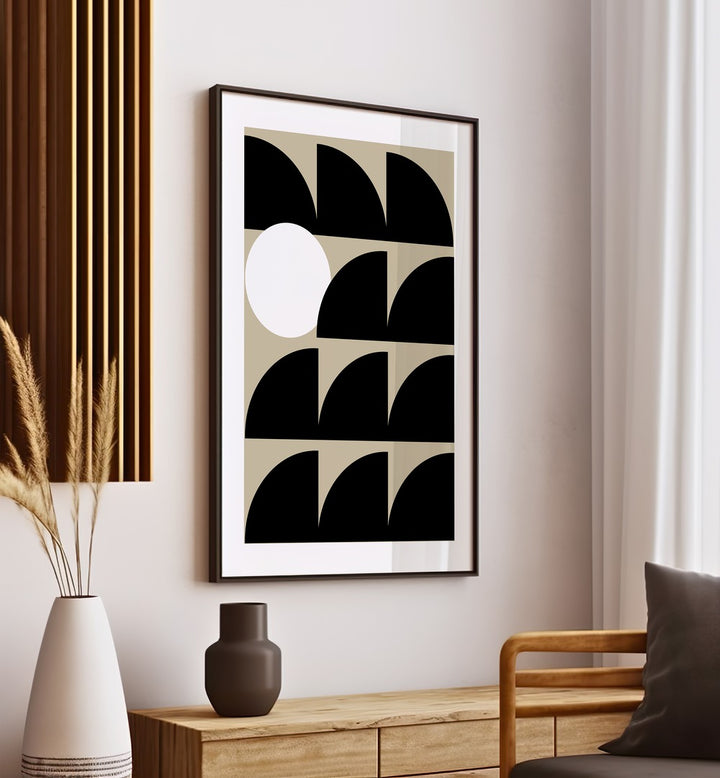 Stylish BEIGE STORIES GALLERY WALL features abstract prints in beige and black, perfect for modern gallery walls.