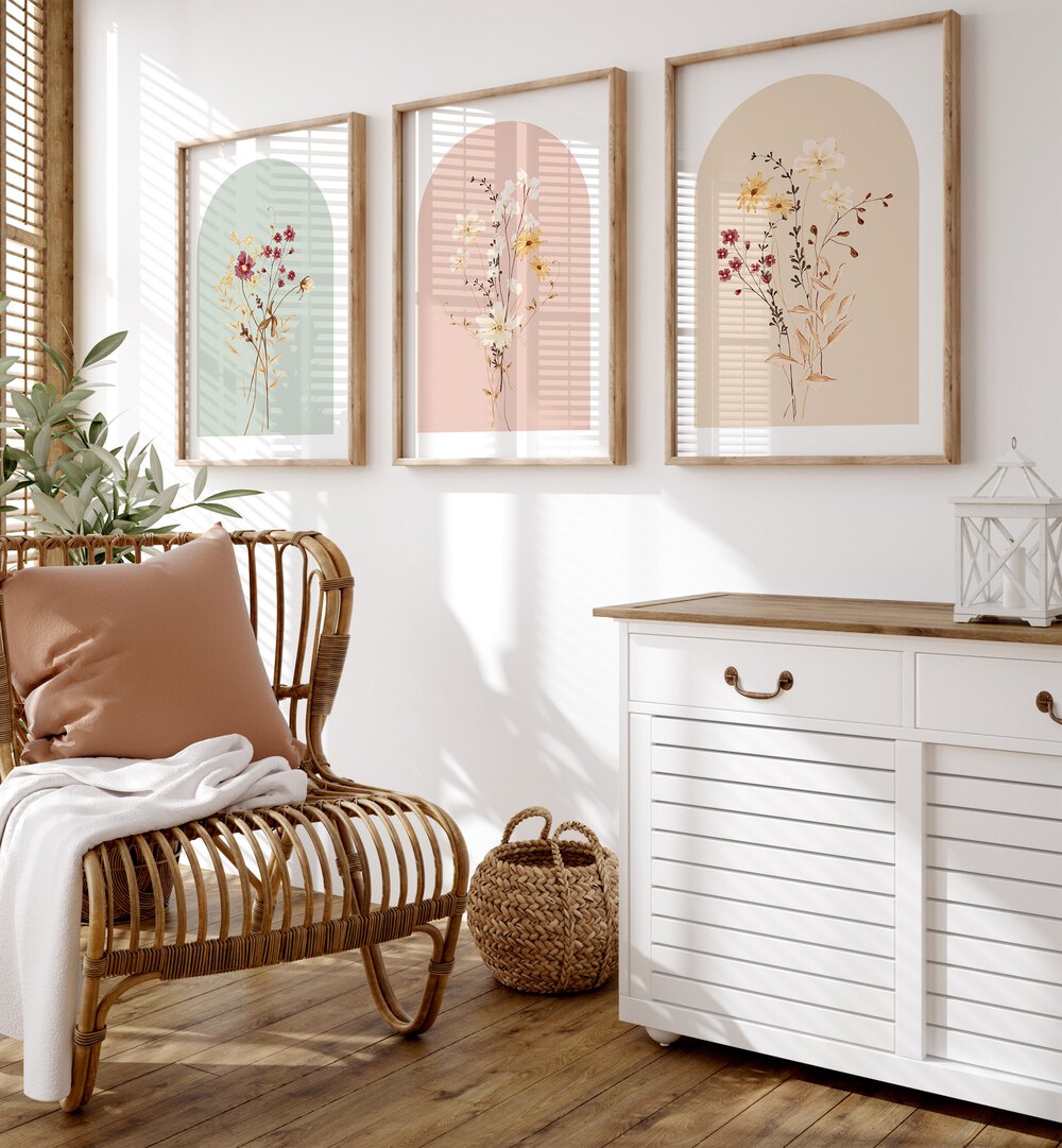 Enhance your decor with the BOTANICA SET, SET OF 3 PAINTINGS showcasing beautiful botanical illustrations.