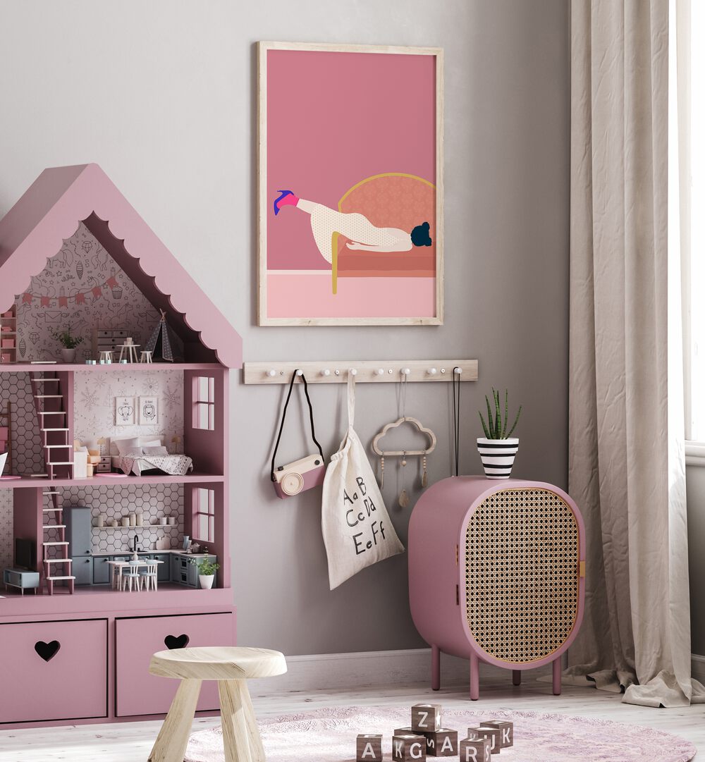 MADDIES MOOD, PORTRAITS showcases a vibrant illustration by Jota de Jai, capturing femininity in a stylish setting.
