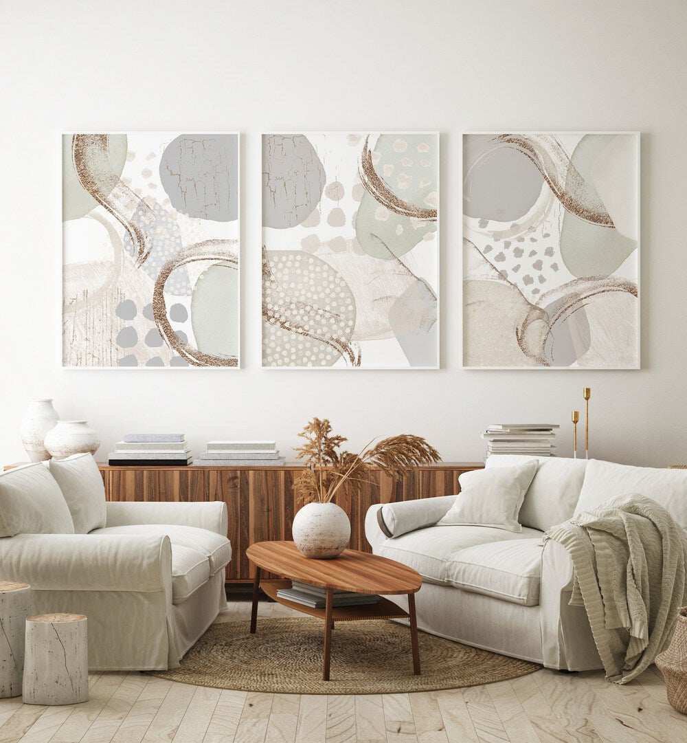 Stylishly enhance your decor with the NEUTRAL SMOOTH SET, SET OF 3 PAINTINGS for a sophisticated ambiance.