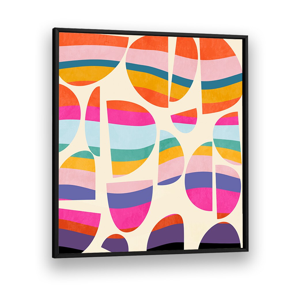 Colorful geometric shapes in vibrant hues capture attention in the PATTERN III MID BUNT V KOPIE, ABSTRACT PAINTINGS.