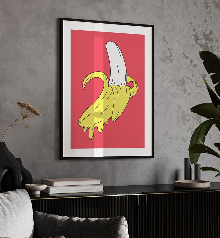 Brighten your space with the POP ART GALLERY WALL, GALLERY WALLS featuring vibrant framed artwork for a stunning display.