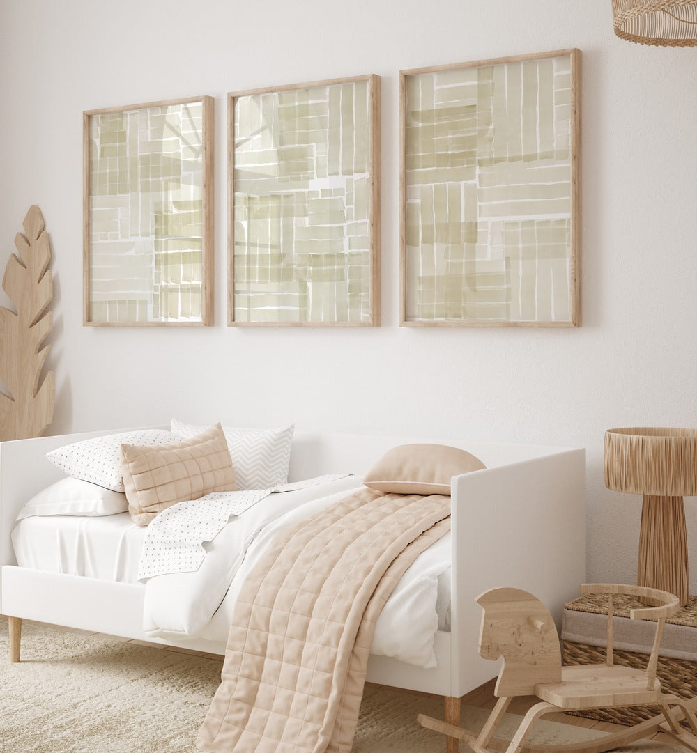 Transform your space with the NEUTRAL TANGLE GRID SET, SET OF 3 PAINTINGS, perfect for a contemporary décor.