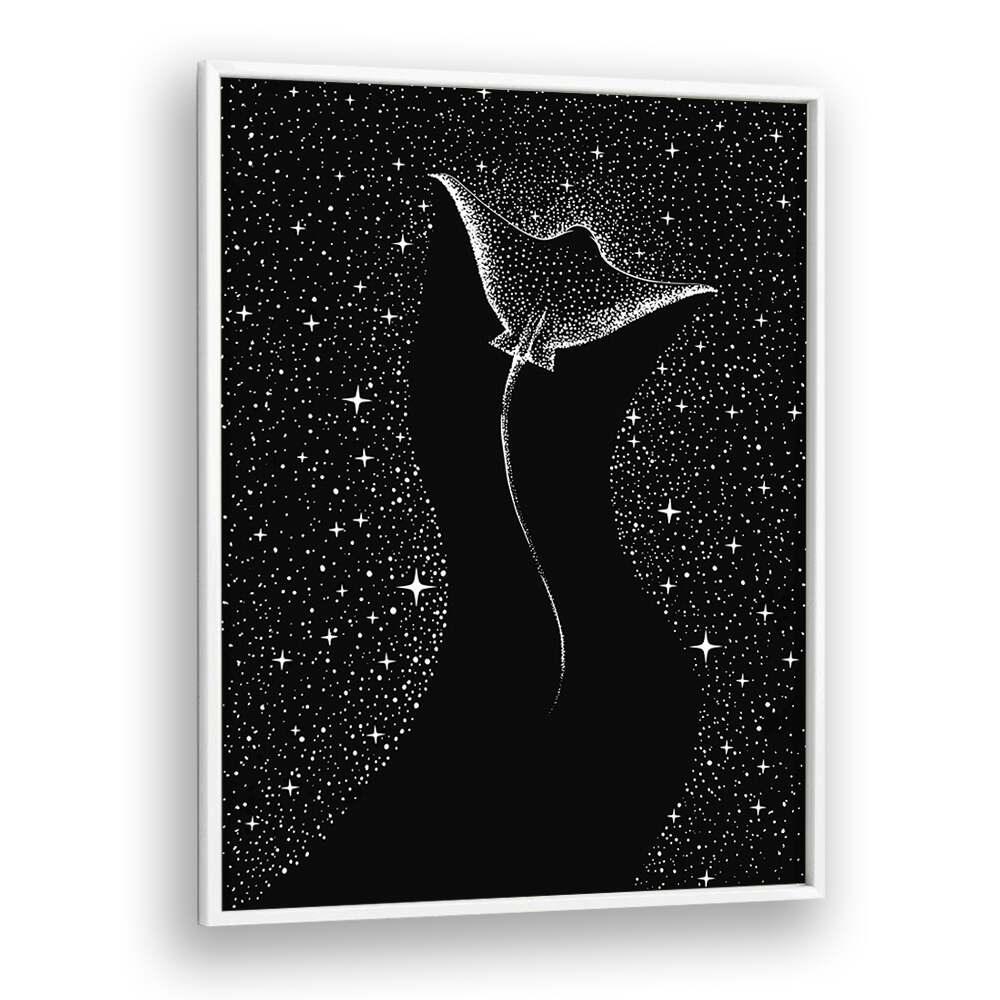 Explore the STAR COLLECTOR, SURREAL ART PRINTS by Aliriza Çakir, featuring a captivating black-and-white design.