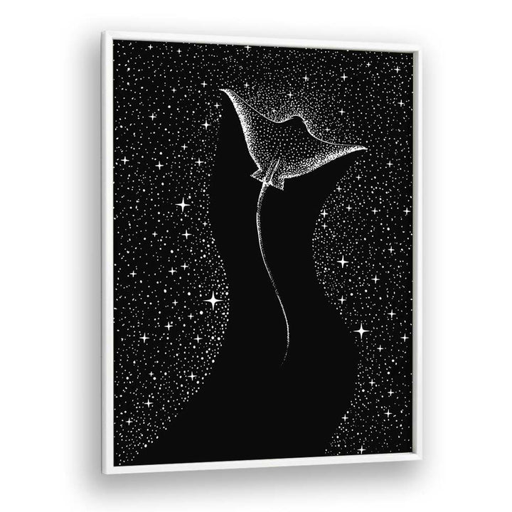 Explore the STAR COLLECTOR, SURREAL ART PRINTS by Aliriza Çakir, featuring a captivating black-and-white design.