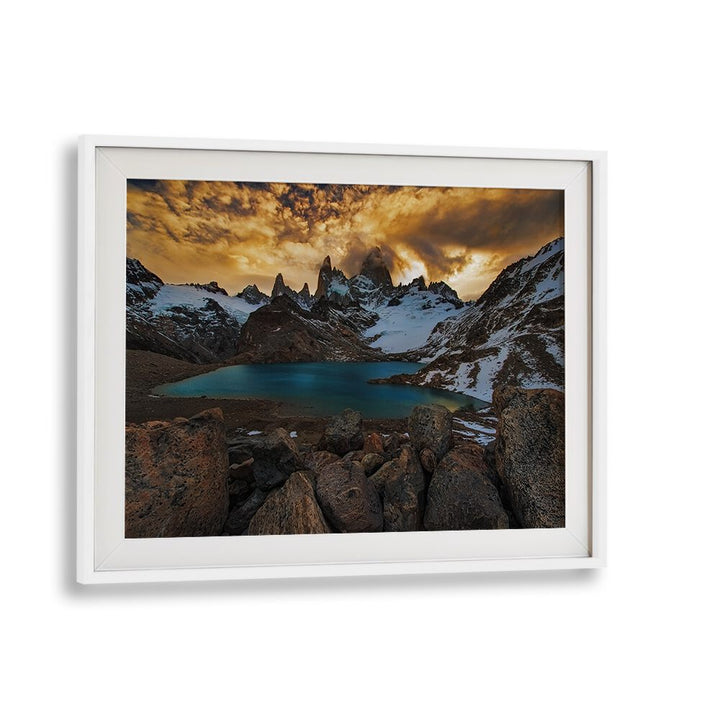 Stunning MOUNT FITZ ROY, PHOTOGRAPHY PRINTS showcasing dramatic peaks and serene waters, perfect for any space.