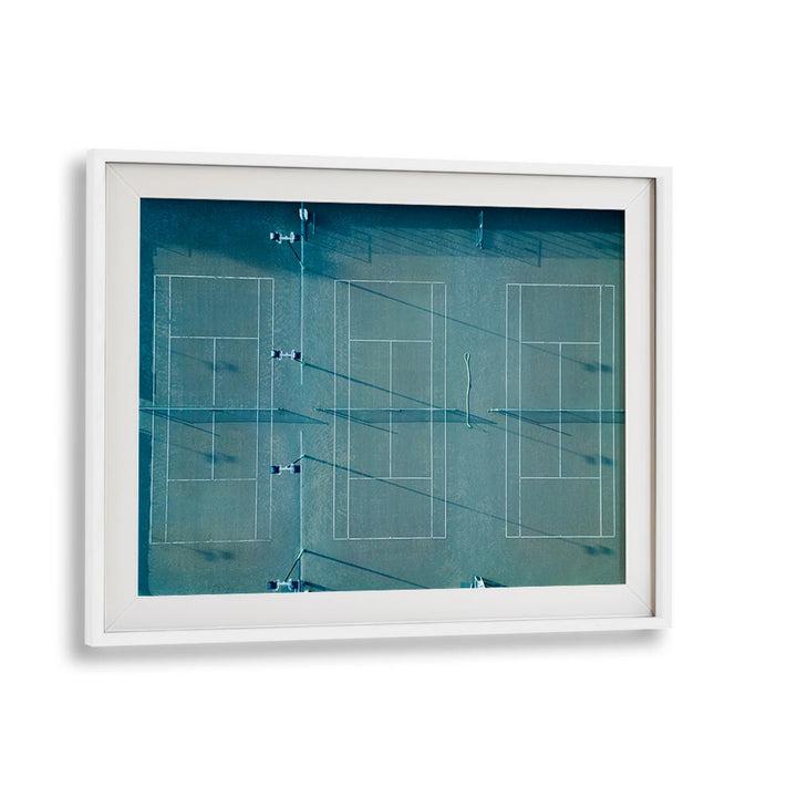 TENNIS COURT GEEN I , PHOTOGRAPHY PRINTS