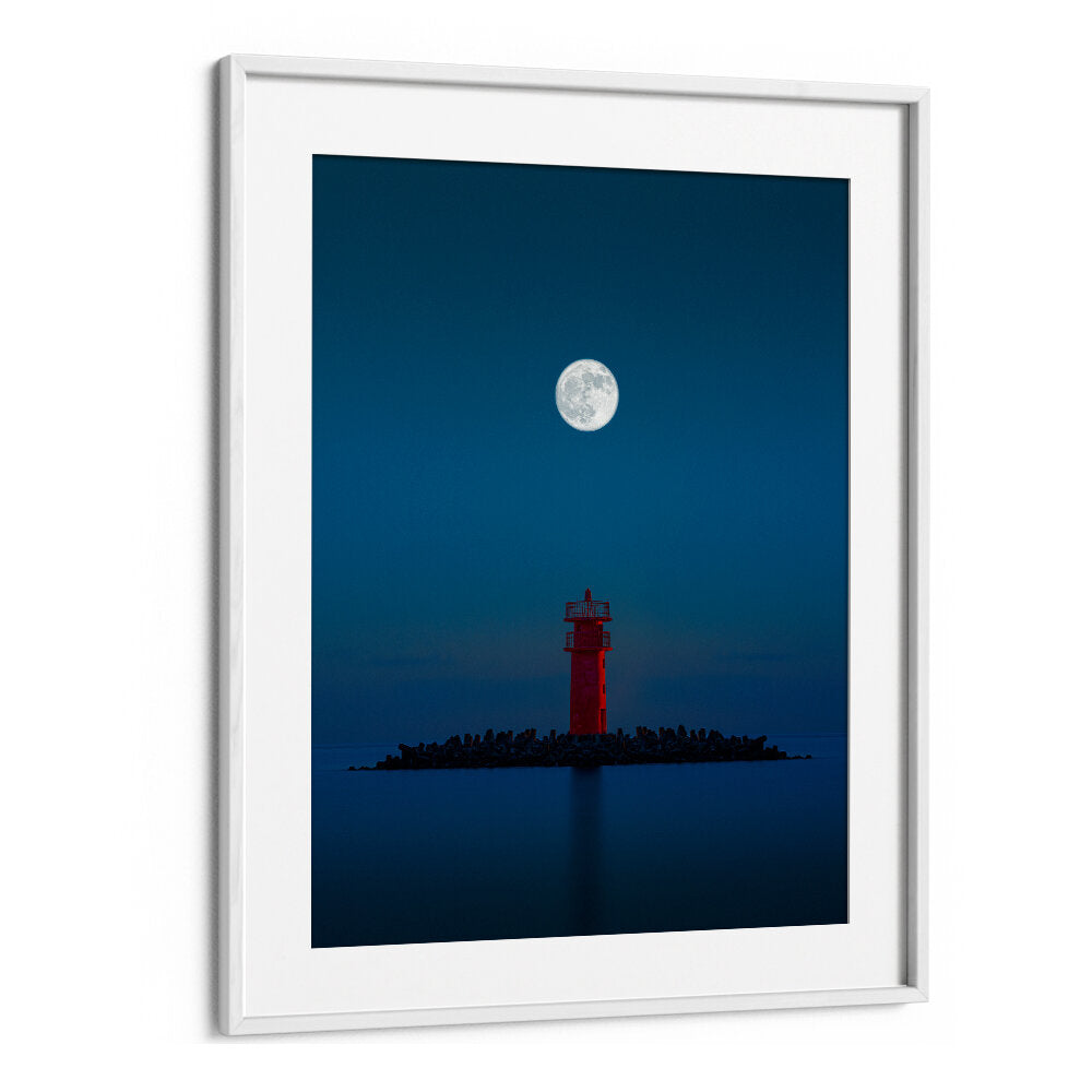 RED LIGHTHOUSE III , PHOTOGRAPHY PRINTS