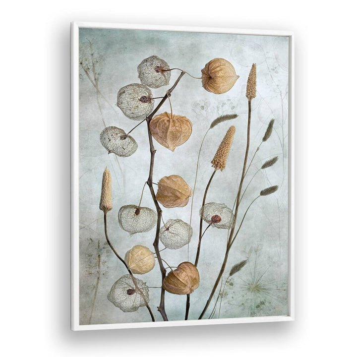 Stylish LANTERNS, FLORAL FLOWER PAINTINGS enhance any space, perfect for cozy evenings or festive gatherings.