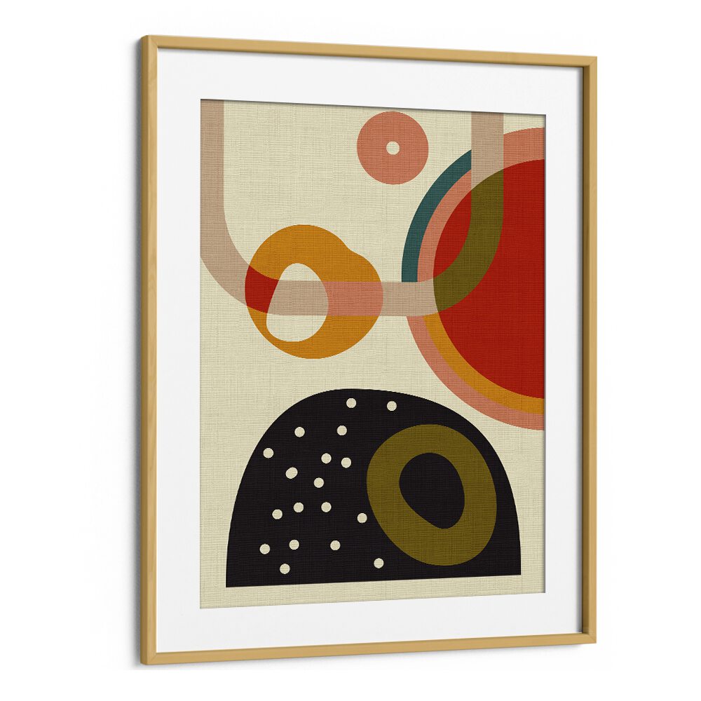 Mid Century Cirque IV Kopie, abstract paintings showcasing vibrant colors and unique shapes in an elegant oak frame.