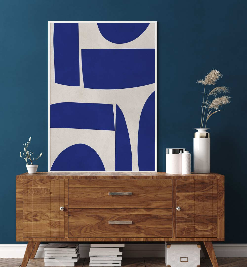 Elegant CURVED SHAPES, GEOMETRIC ART PRINTS adorn a stylish wall, enhancing modern interior aesthetics beautifully.