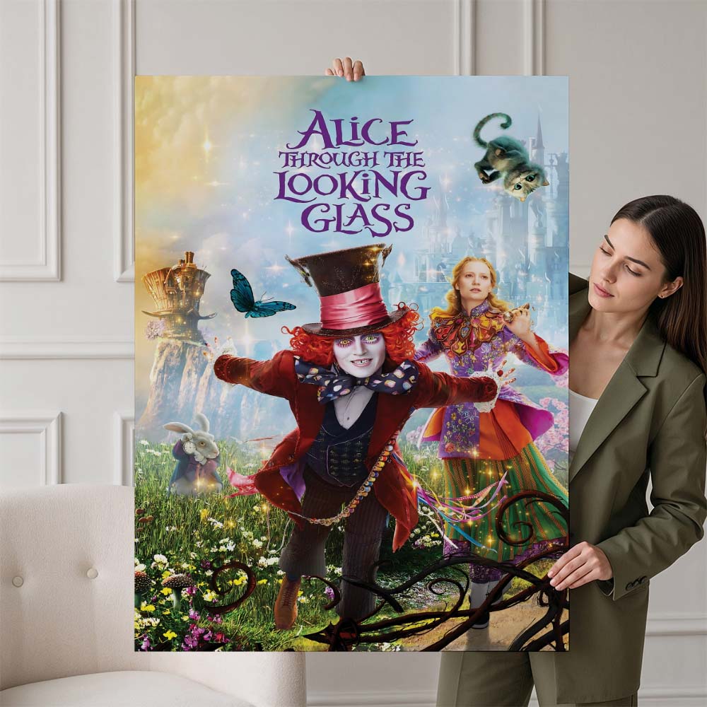 ALICE THROUGH THE LOOKING GLASS (2016)