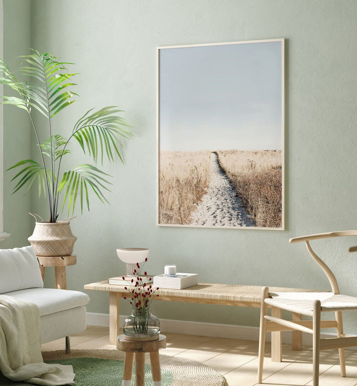 Stylish beach-themed decor featuring "TO THE BEACH, BEACH PAINTINGS" for a serene coastal vibe in your home.