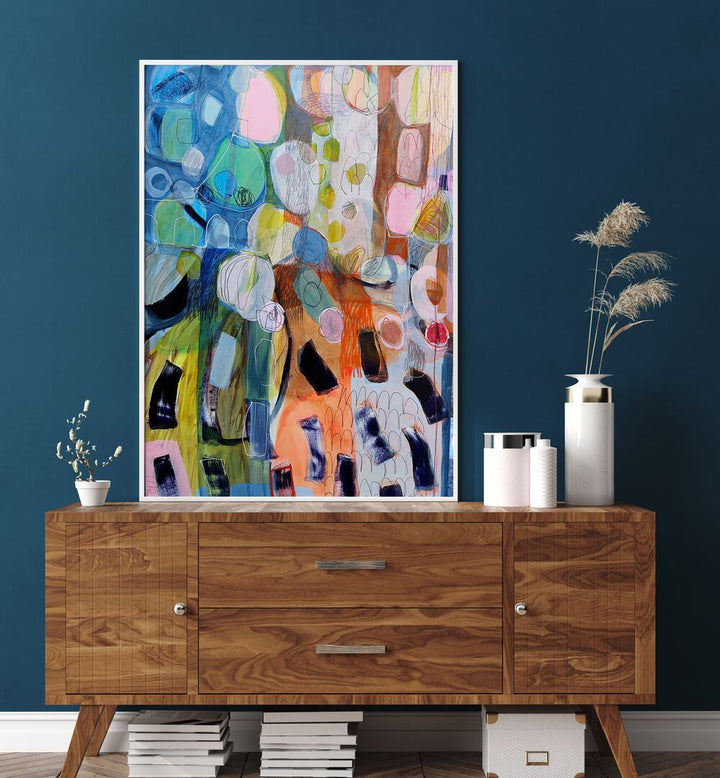 Bright and dynamic ELEMENTS ORGANISEES V, ABSTRACT PAINTINGS adds a stylish touch to your modern decor.