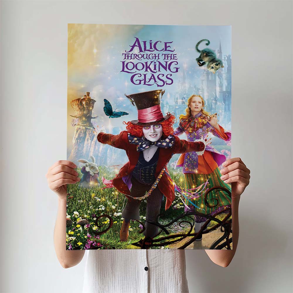 ALICE THROUGH THE LOOKING GLASS (2016)