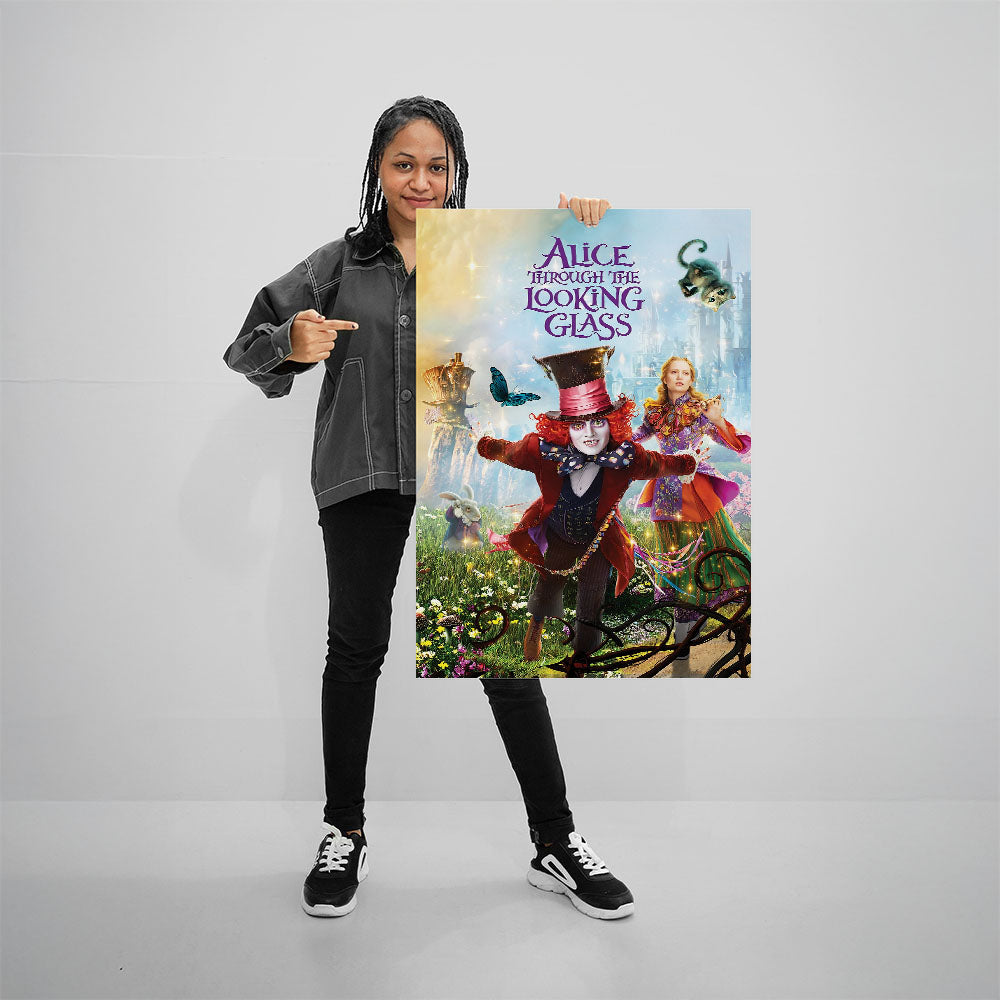 ALICE THROUGH THE LOOKING GLASS (2016)