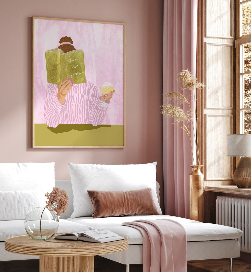 Stylish living room featuring TOUT EST POESIE, FASHION POSTERS, blending elegance with modern decor.