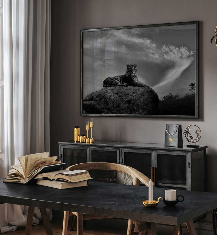 ON THE WATCH  , PHOTOGRAPHY PRINTS