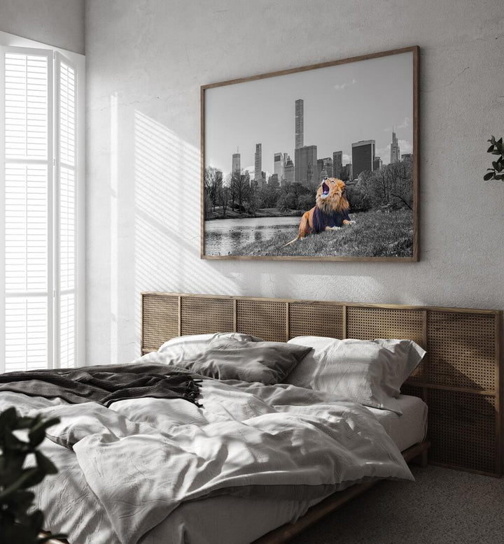 Bring the vibrant energy of the city home with NEW YORK ROAR, ANIMAL PAINTINGS showcasing a majestic lion.