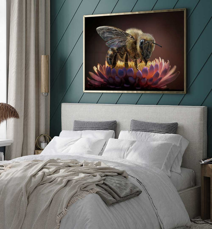 HONEY BEE , PHOTOGRAPHY PRINTS