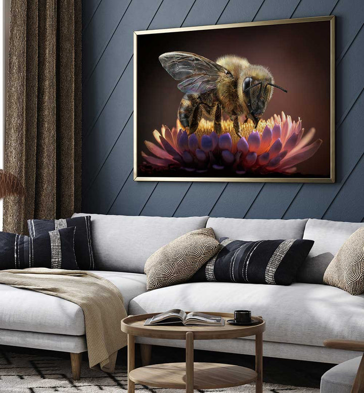 HONEY BEE , PHOTOGRAPHY PRINTS