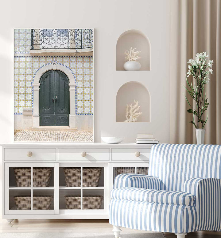 ORNATE DOORWAY , PHOTOGRAPHY PRINTS