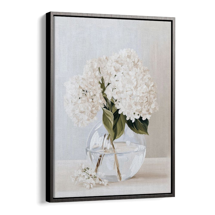 WHITE HYDRANGEAS VASE