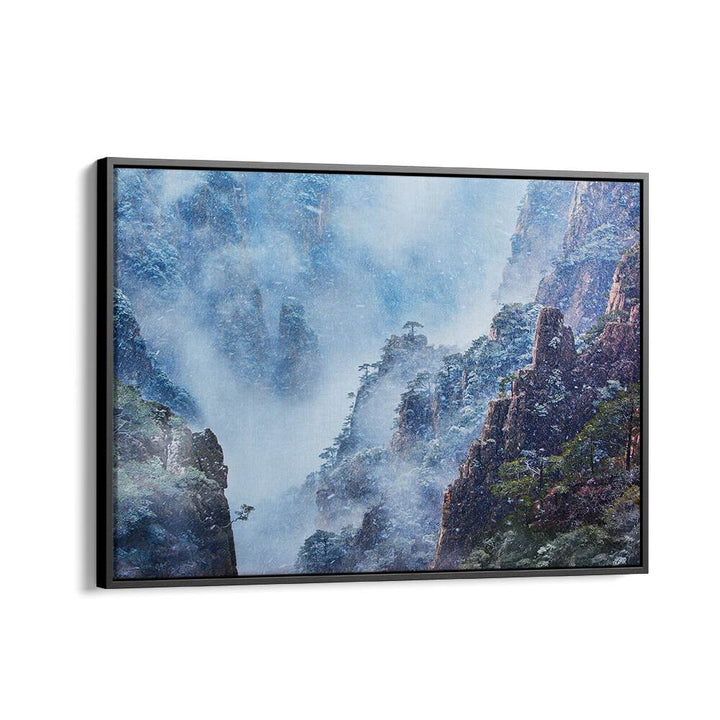 Breathtaking MOUNT HALLELUJAH ROY, PHOTOGRAPHY PRINTS showcase majestic mountains and vibrant natural beauty.