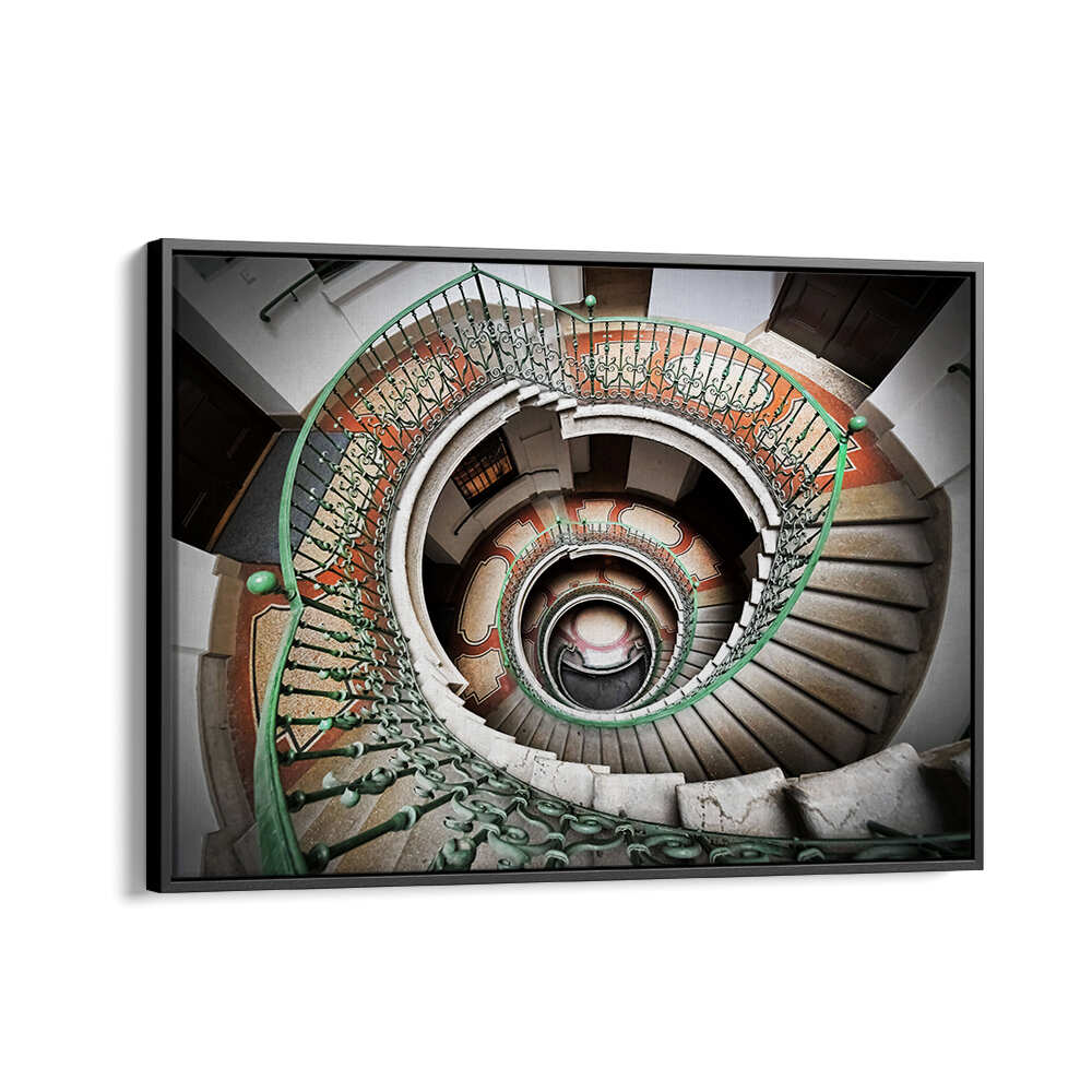CIRCULAR STAIRCASE ARCHITECTURE