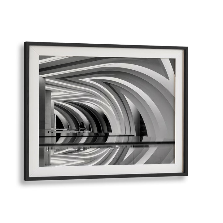 CURVED II, PHOTOGRAPHY PRINTS showcase stunning architectural lines and reflections, perfect for elevating your space.