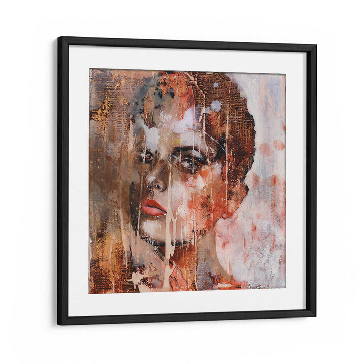 EXPRESSIVE VIBRANT SHADES