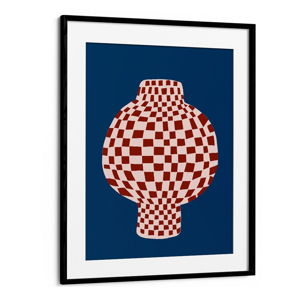 OPTICAL CHECKERED VASE