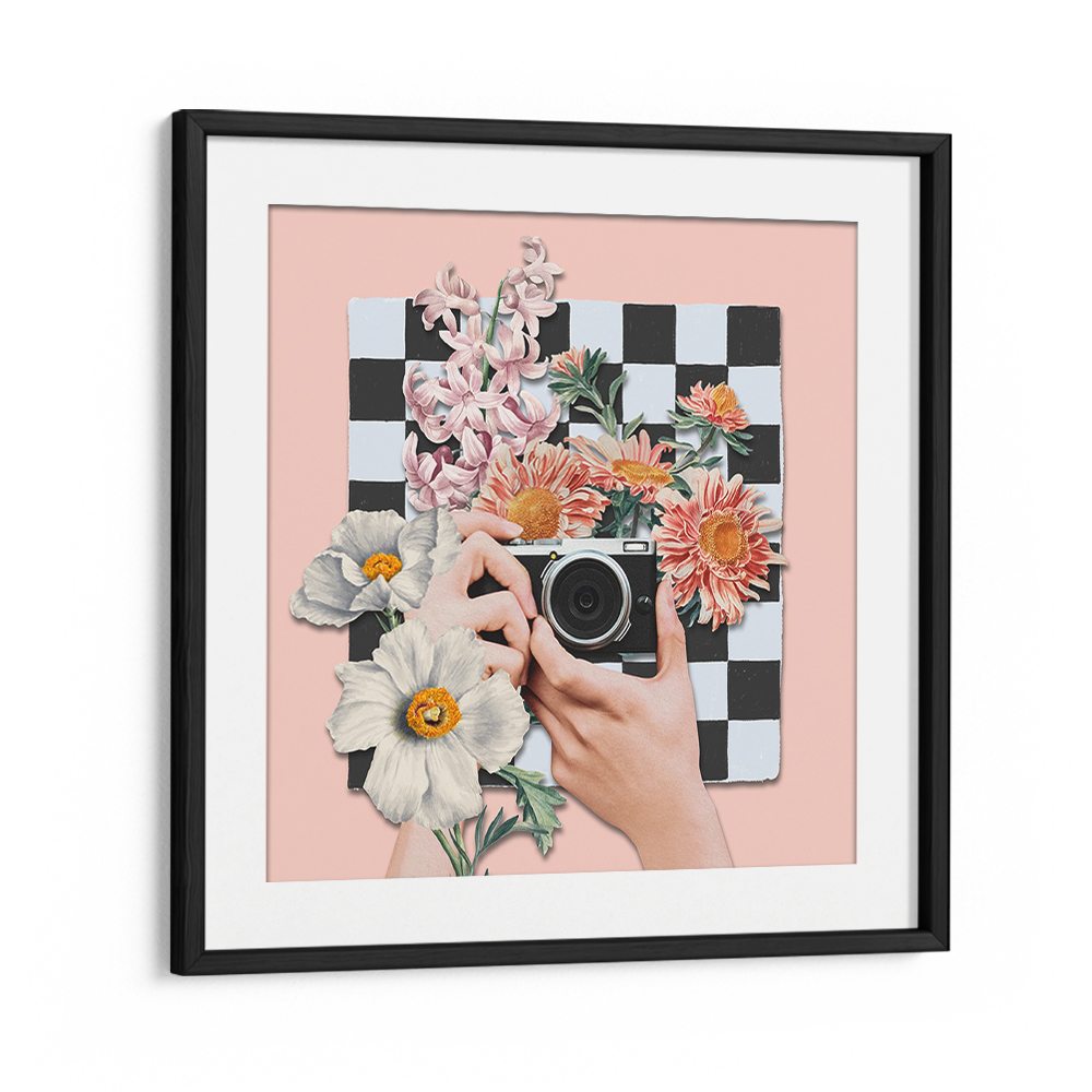 VINTAGE CAMERA FLORAL DREAMS