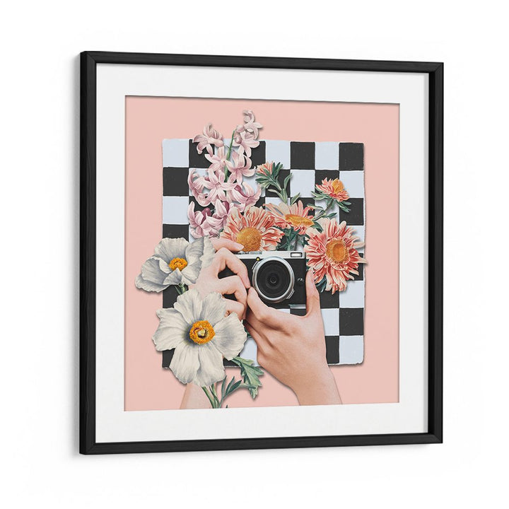 VINTAGE CAMERA FLORAL DREAMS