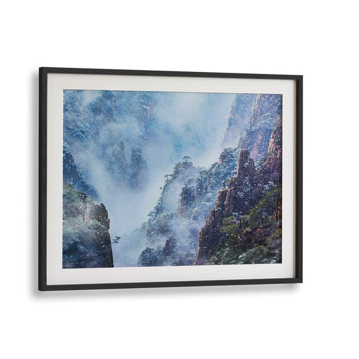 Breathtaking MOUNT HALLELUJAH ROY, PHOTOGRAPHY PRINTS showcasing majestic landscapes to enhance your space.