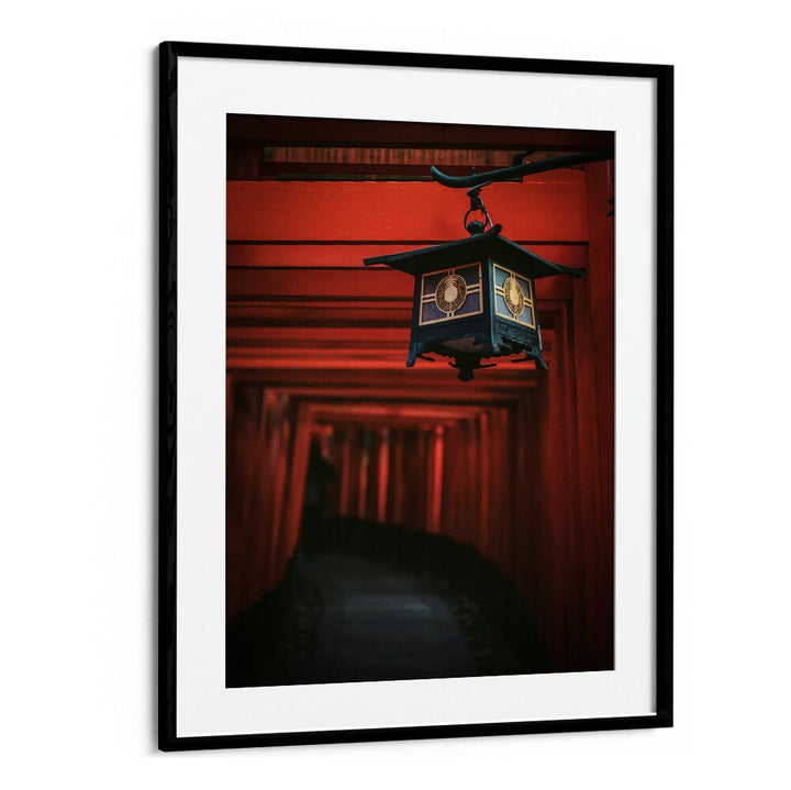 Illuminate your space with the GOLDEN LANTERN, JAPANESE PAINTINGS, adding elegance and warmth to any environment.
