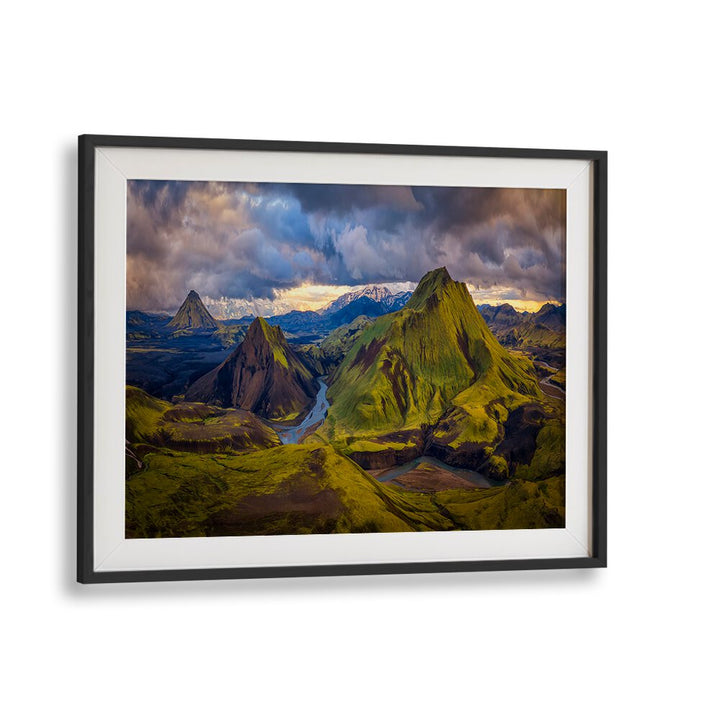 ICELANDIC HIGHLANDS BY MICHAEL ZHENG , LANDSCAPE PHOTO PRINTS