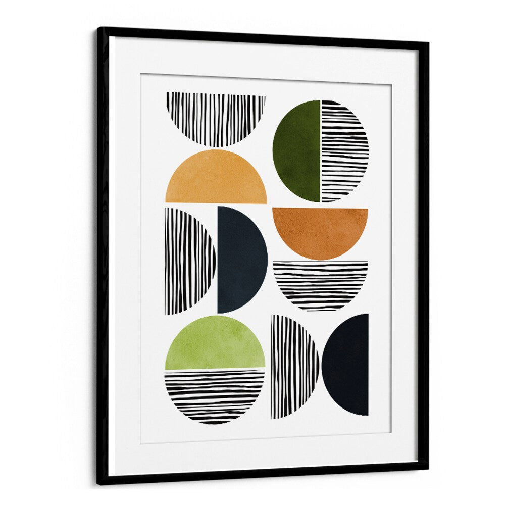 Modern LINES AND CIRCLES, GEOMETRIC ART PRINTS blend vibrant shapes and lines, perfect for contemporary decor.