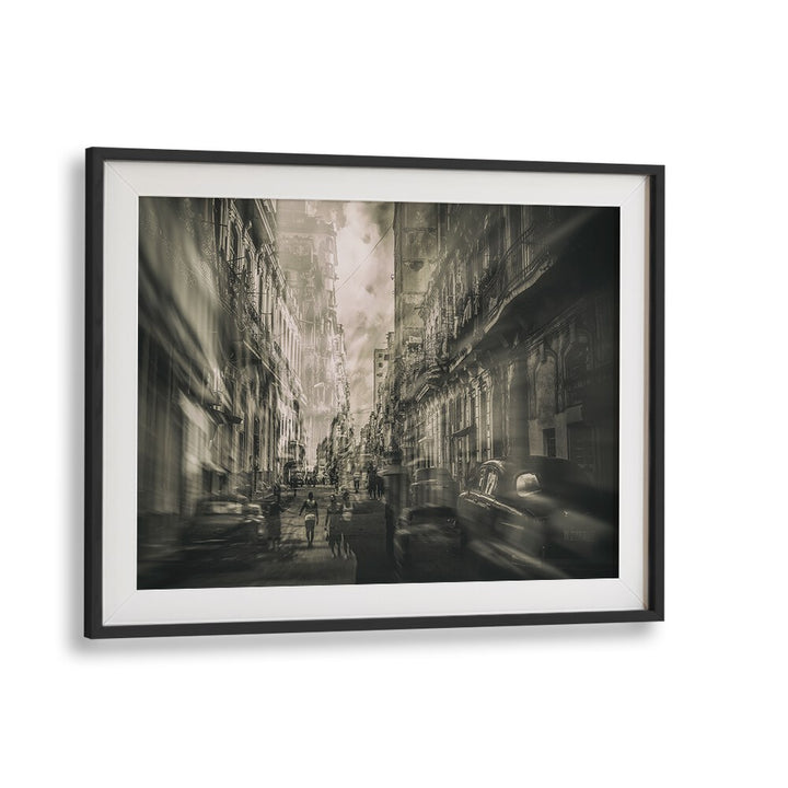 Black and white street scene encapsulating the essence of LA HABANA, PHOTOGRAPHY PRINTS showcasing vibrant culture.