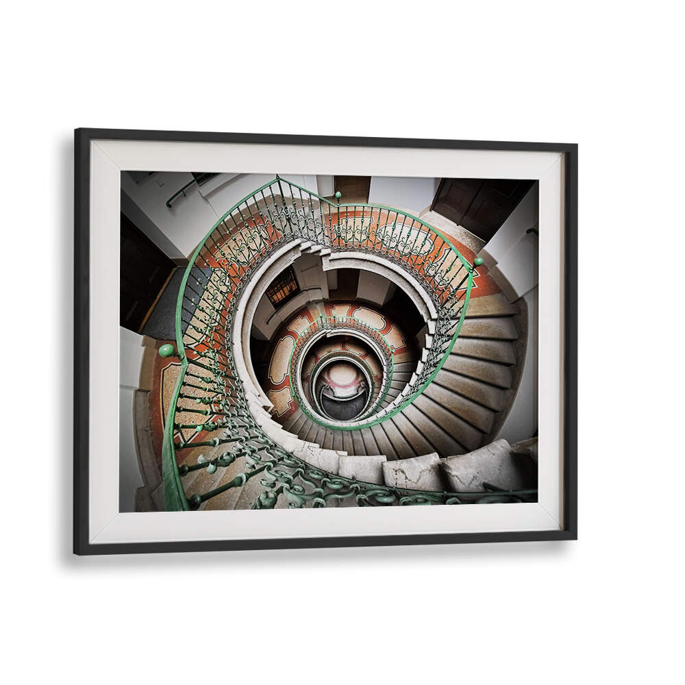 CIRCULAR STAIRCASE ARCHITECTURE