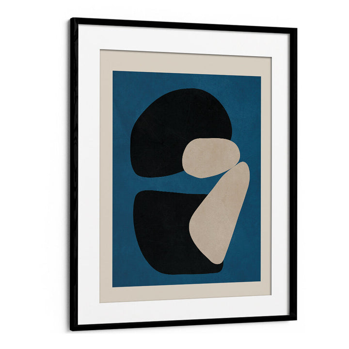 CONTRASTING SHAPES