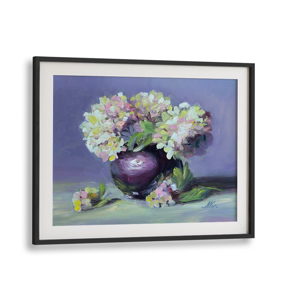 PAINTERLY HYDRANGEAS IN VASE