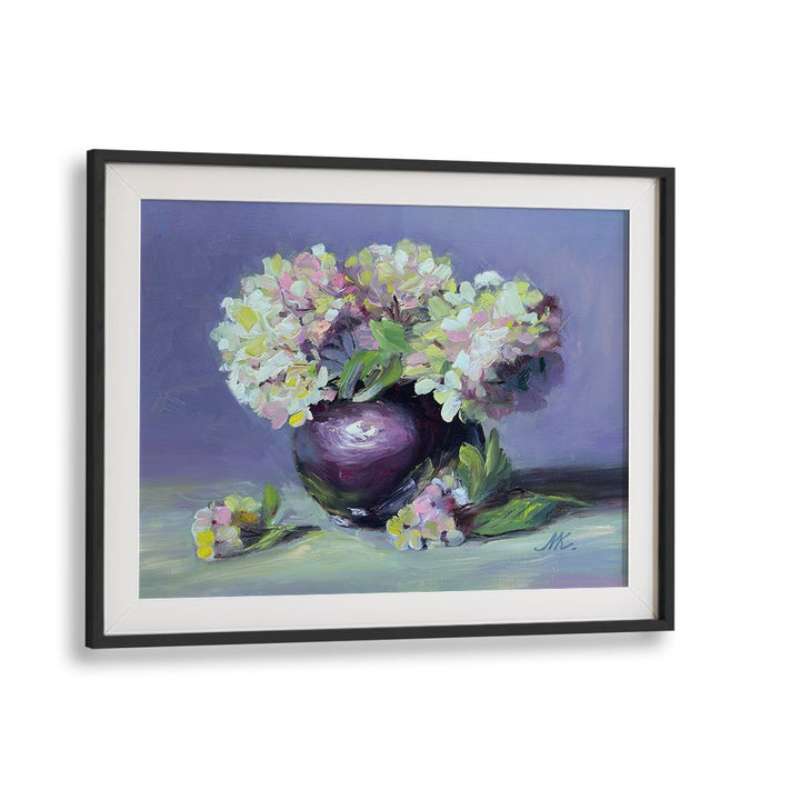 PAINTERLY HYDRANGEAS IN VASE