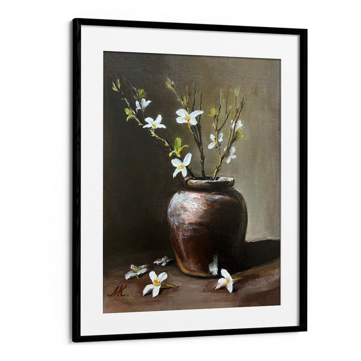 RUSTIC VASE WHITE FLOWERS