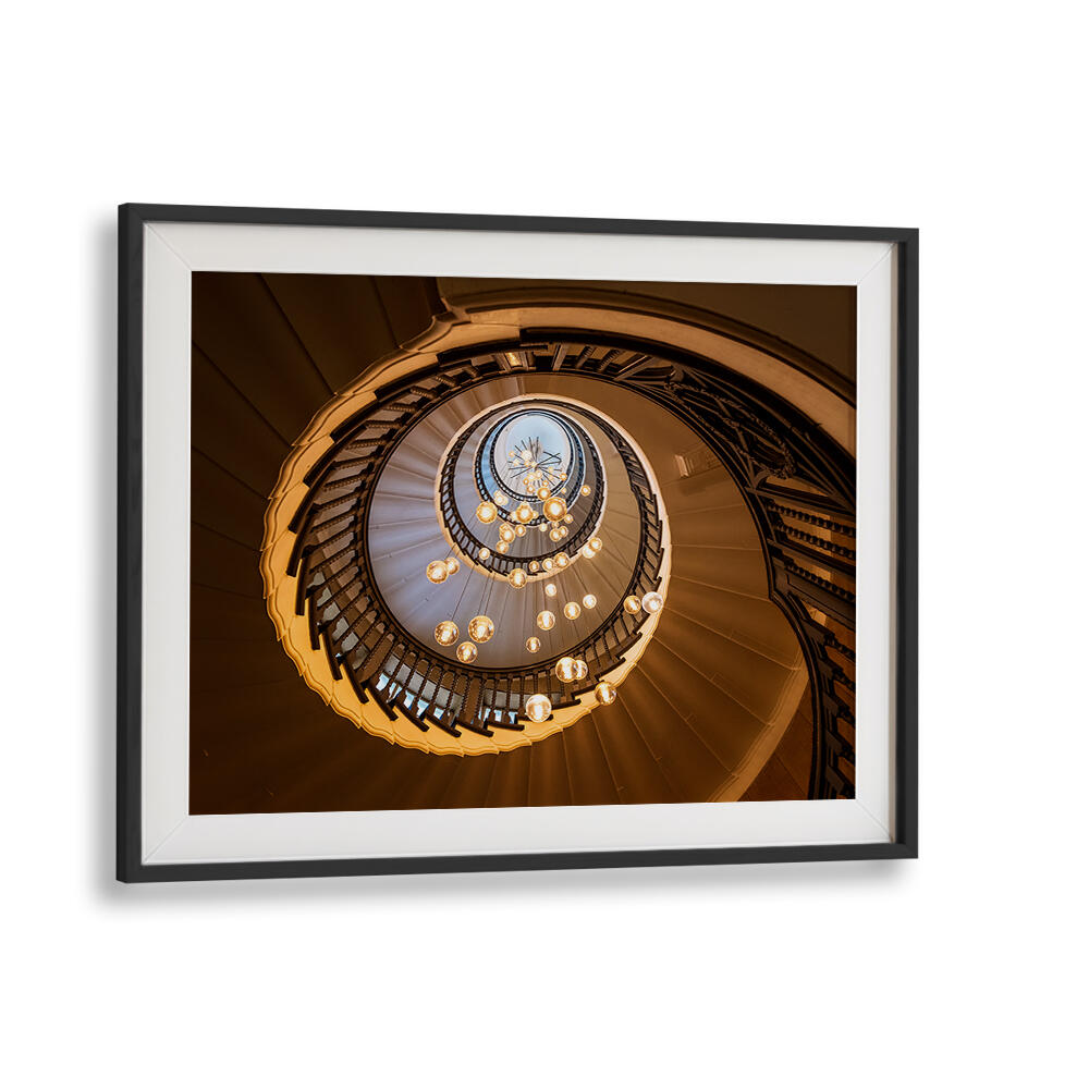 SPIRAL STAIRCASE IV