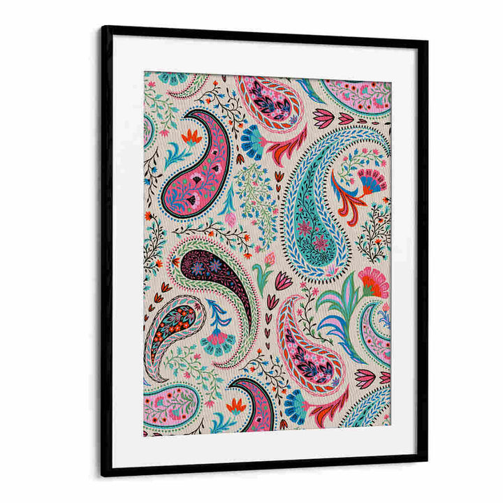 VIBRANT PAISLEY BLOOMS